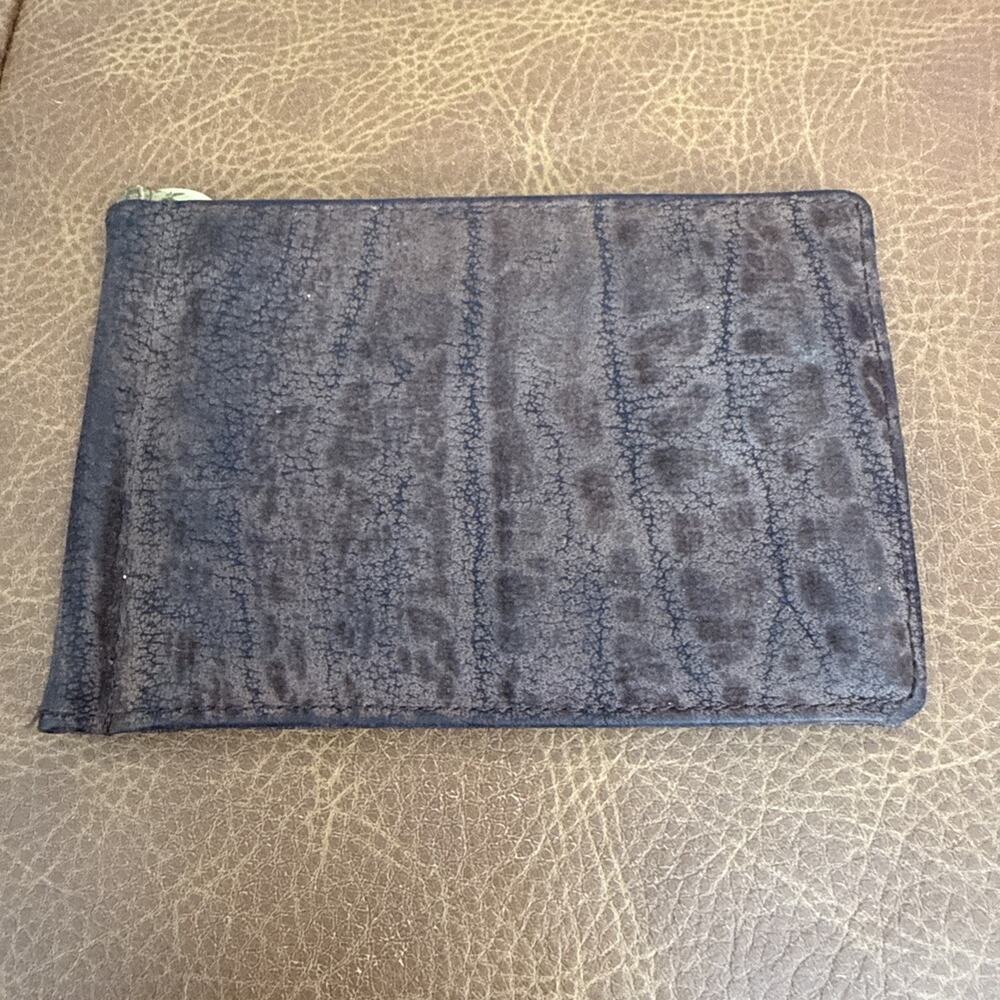 Vintage Bloomingdale's Genuine Leather Bifold Wallet Made in England 4.5x3”